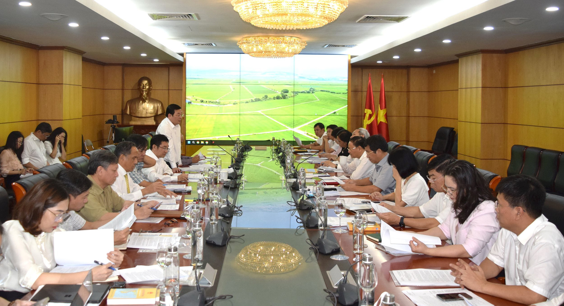 SẮP XẾP ĐƠN VỊ SỰ NGHIỆP: Mỗi tỉnh, thành KHÔNG QUÁ 7 đơn vị nông nghiệp, môi trường, 3 BQL dự án xây dựng cấp tỉnh